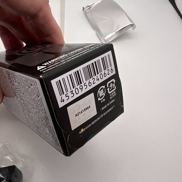 Bearbrick Series 48 Basic Letter R Medicom Be@rbrick 100% Figure - Picture 5 of 8